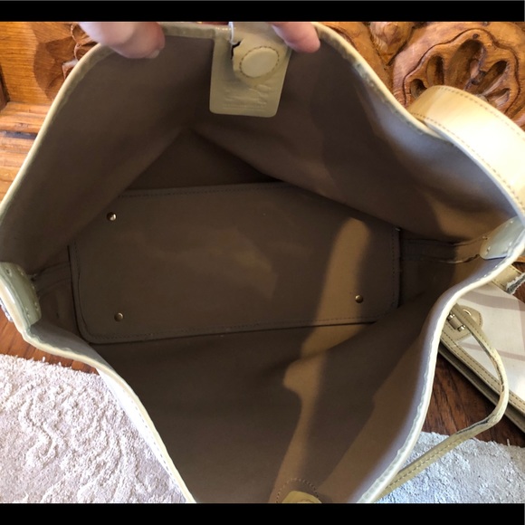 💰SOLD-Authentic BURBERRY nova check tote bag & wristlet - Picture 8 of 10